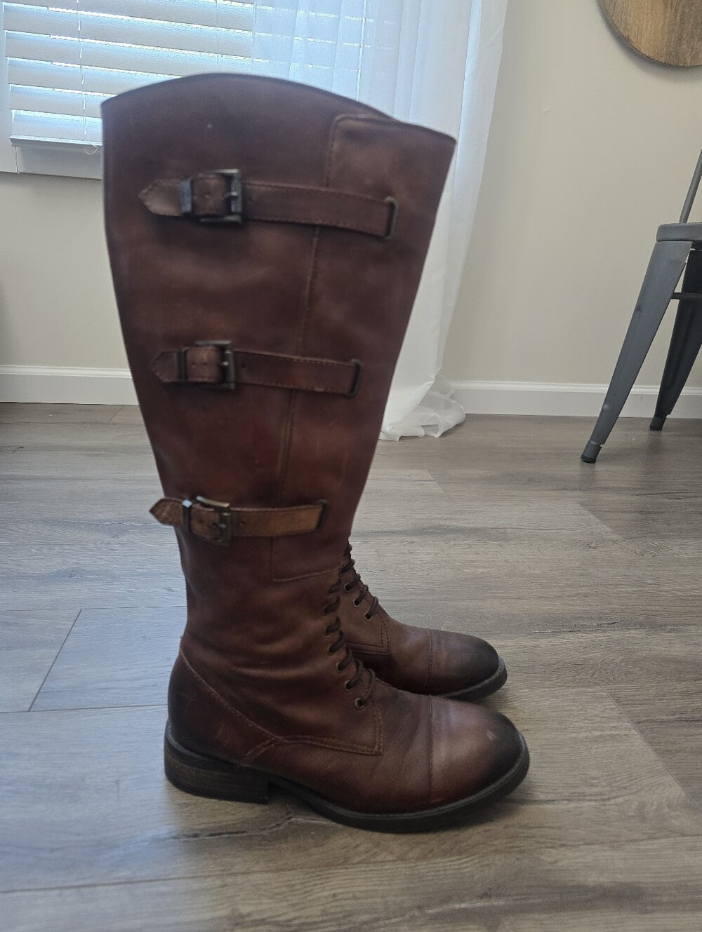 Vince Camuto Fenton Riding Boots Distressed Finish Lace Up Buckles Sz 7 - Picture 2 of 14